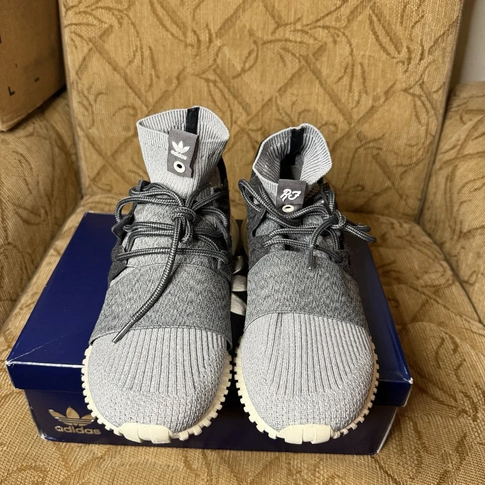 Adidas Tubular Doom Ronnie Fieg Just Us Men's 9.5 W/Box AQ3913‎